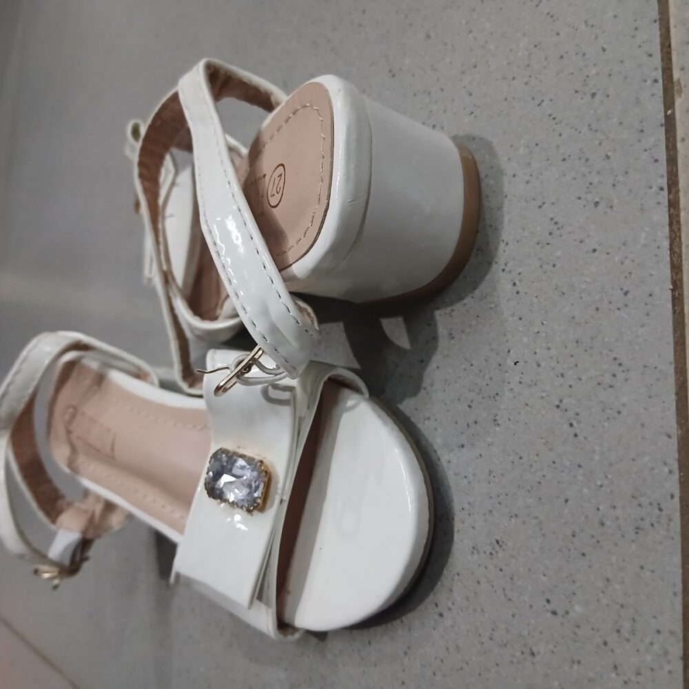 gallery-20260615094811770 shoe