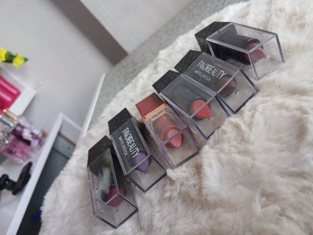 Lip sticks