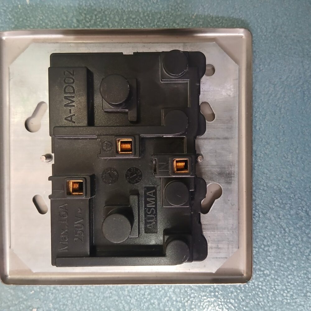 Socket