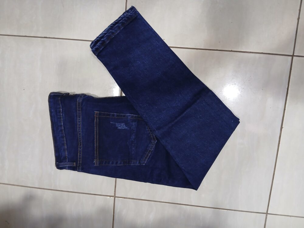 gallery-20260623103337536 Nuum Jeans