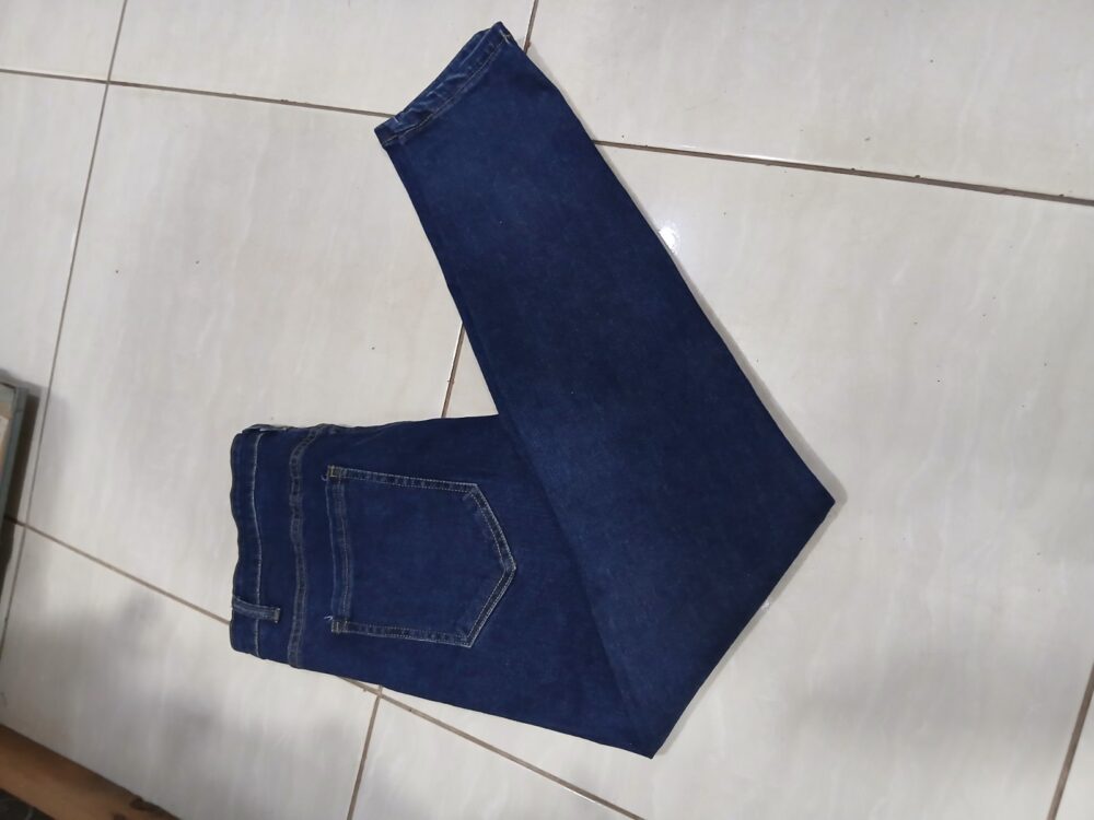 Core Jeans