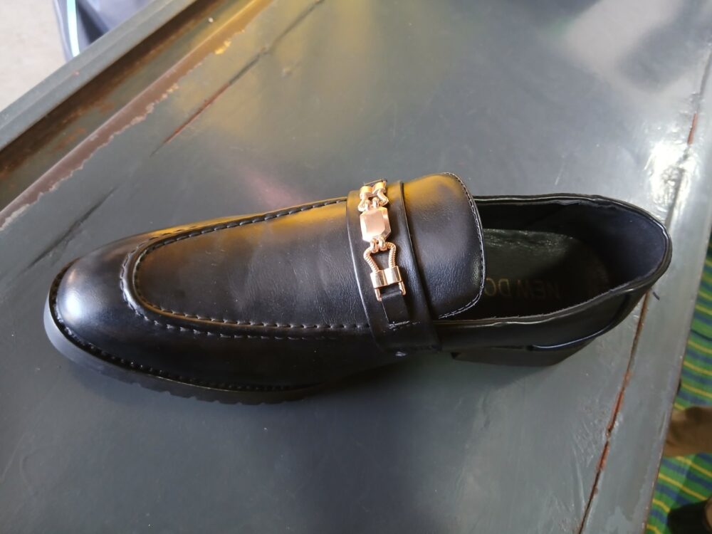 gallery-20260624135024252 Decent shoe