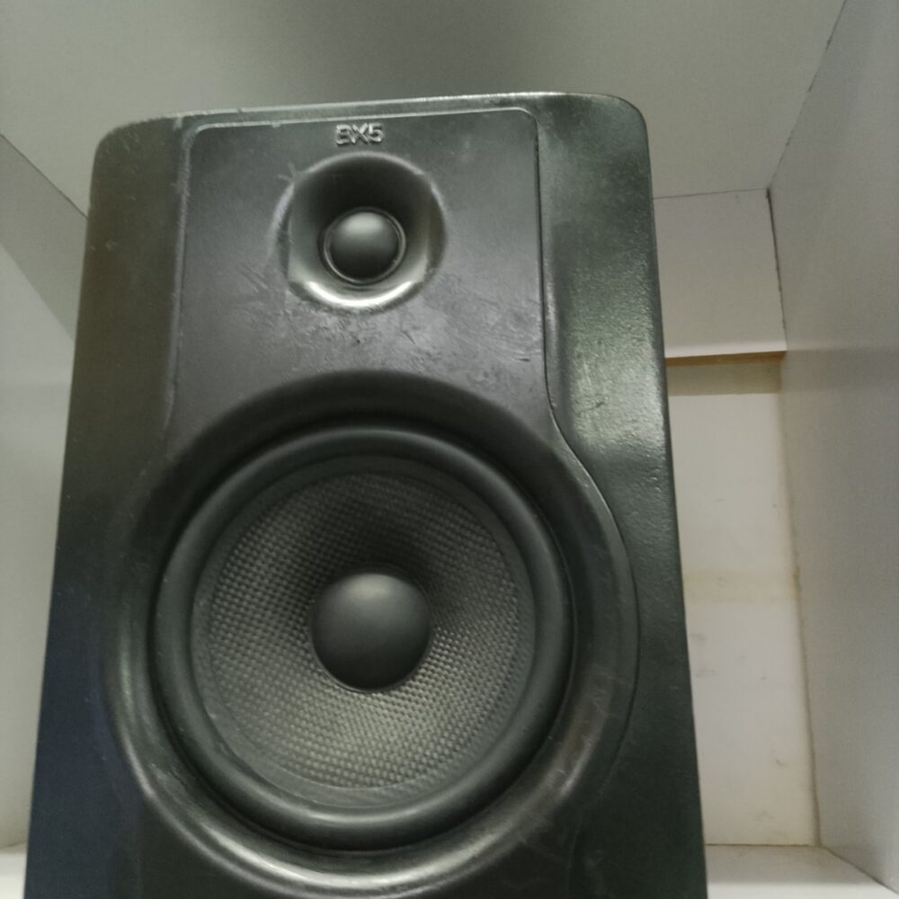gallery-20260626143743790 Speaker