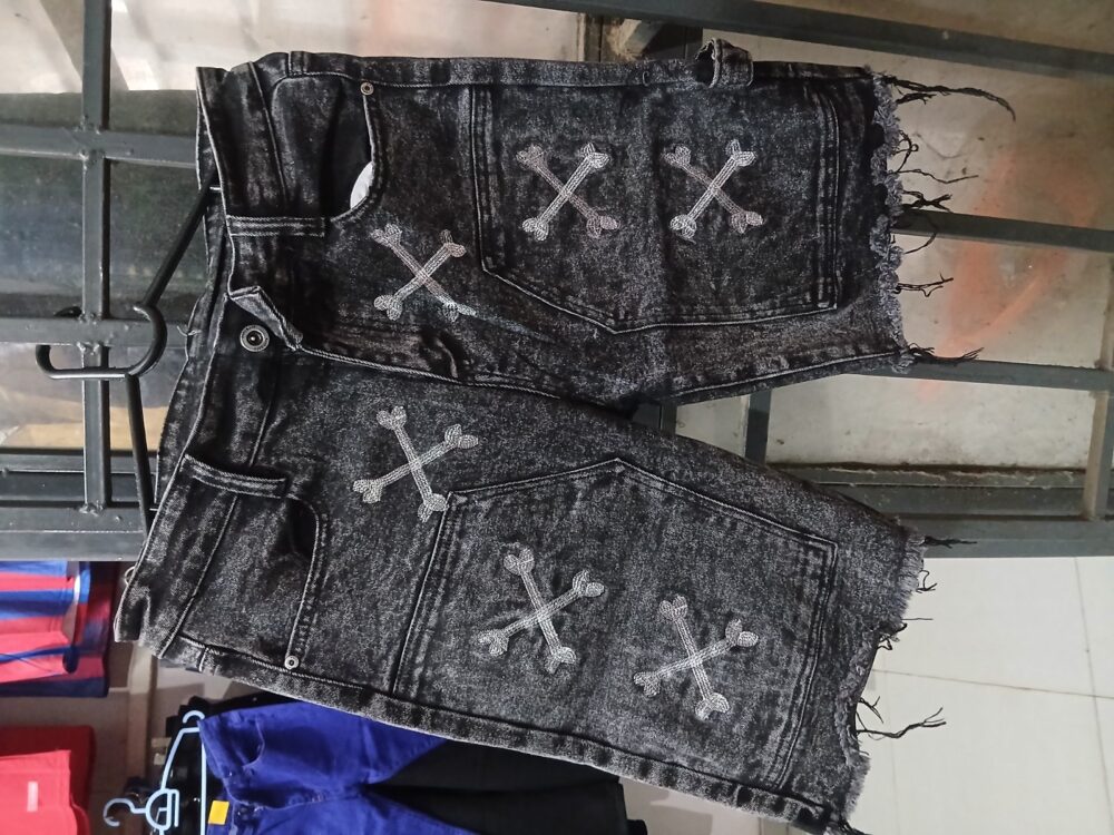 main shorts