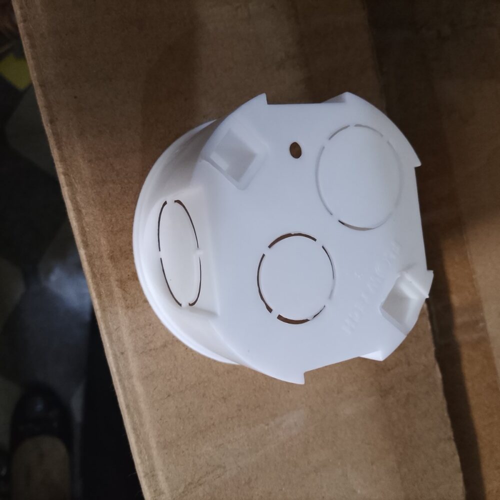 main Round box