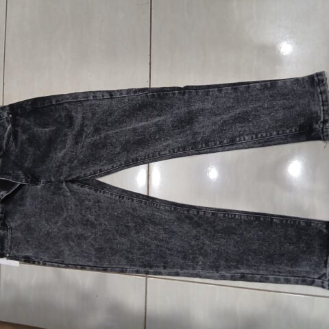 main TKC Jeans