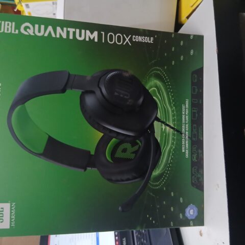 Head phones