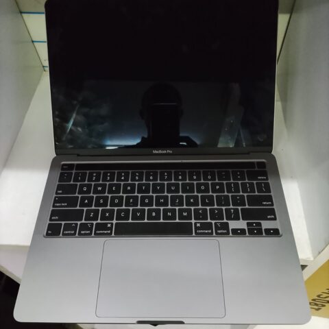 Apple Laptop
