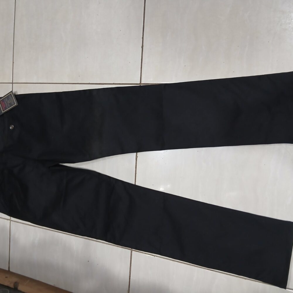 gallery-20260623113615133 Exposed soft Jean