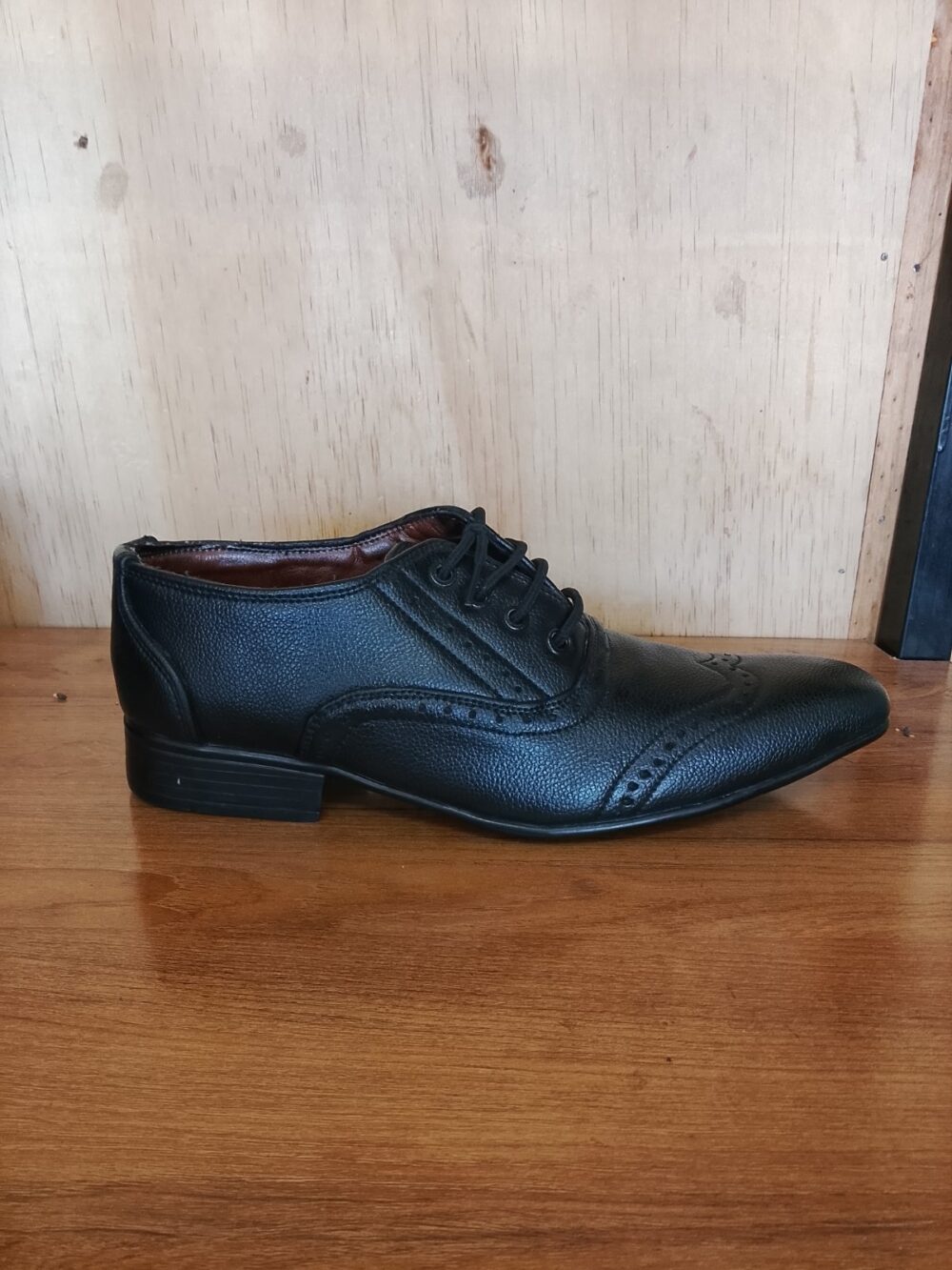 gallery-20260626111946827 Decent Shoe