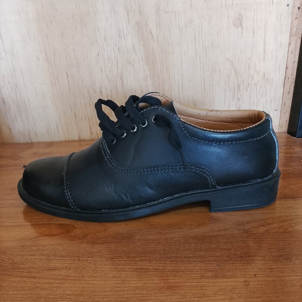 Shoe