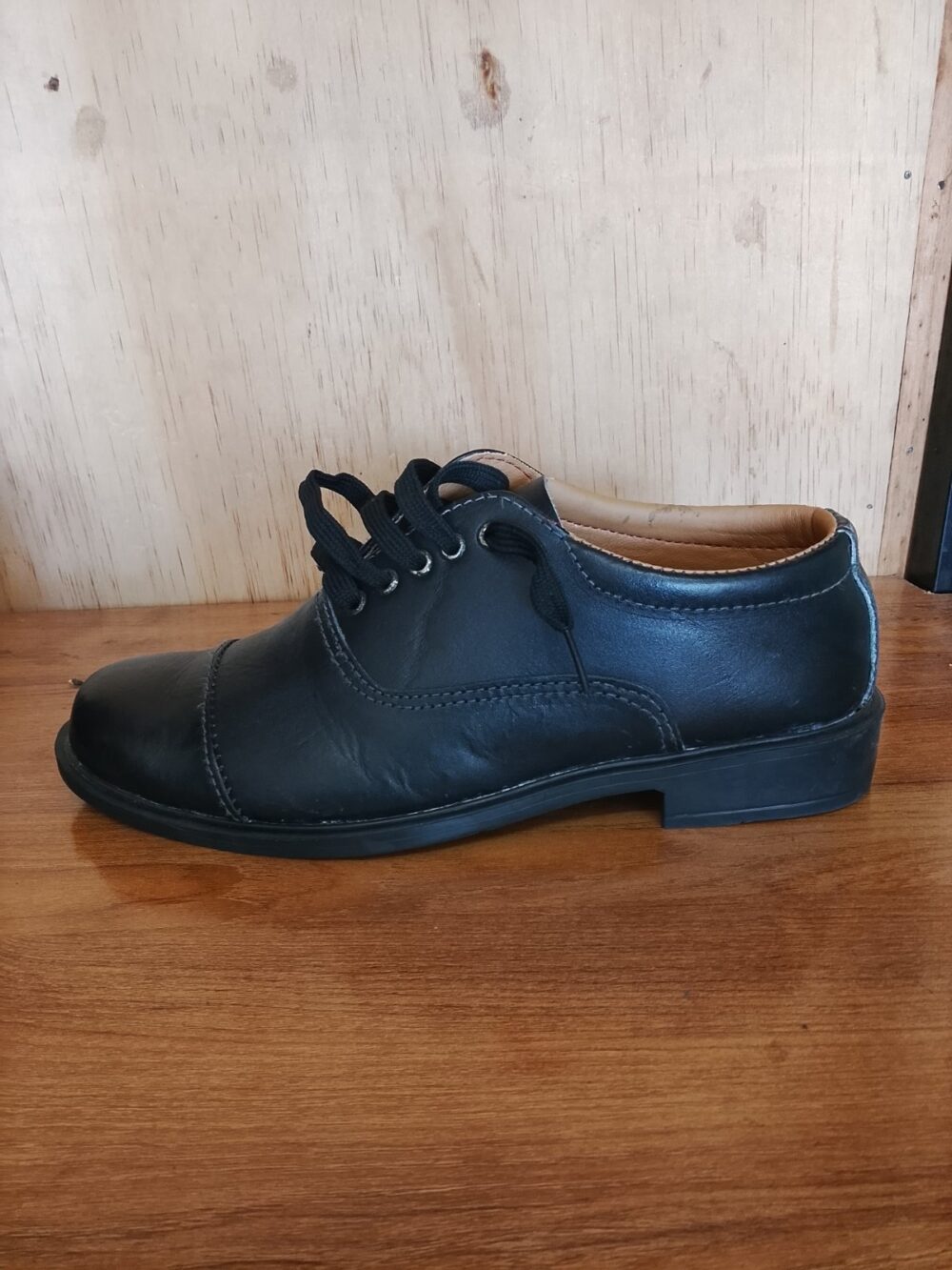 Shoe