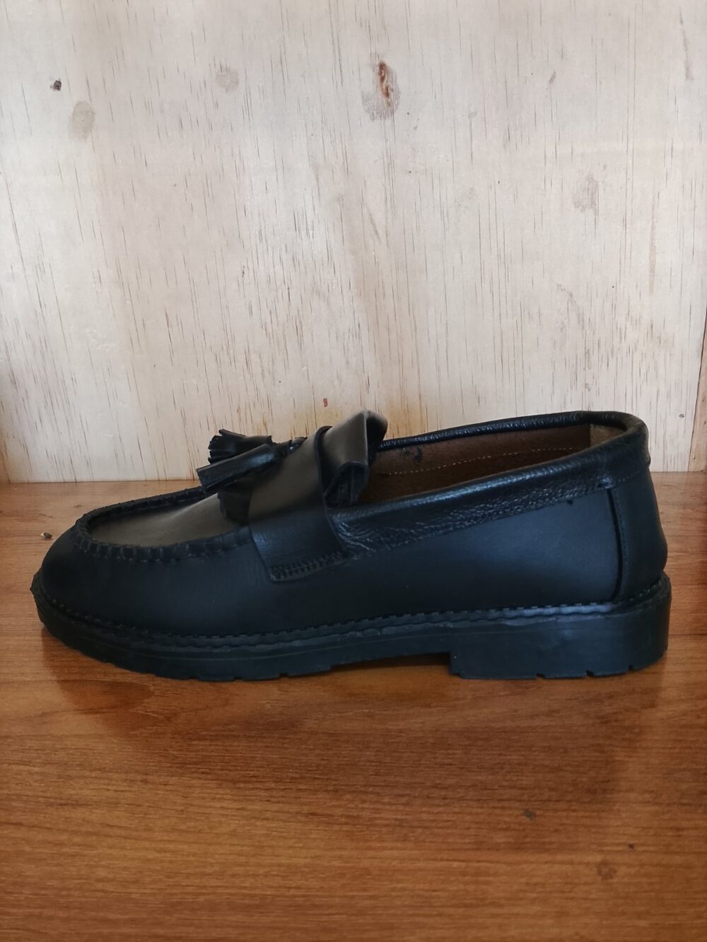 Shoe