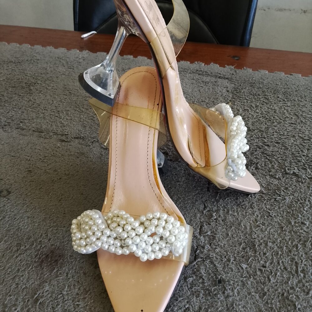 Shoe