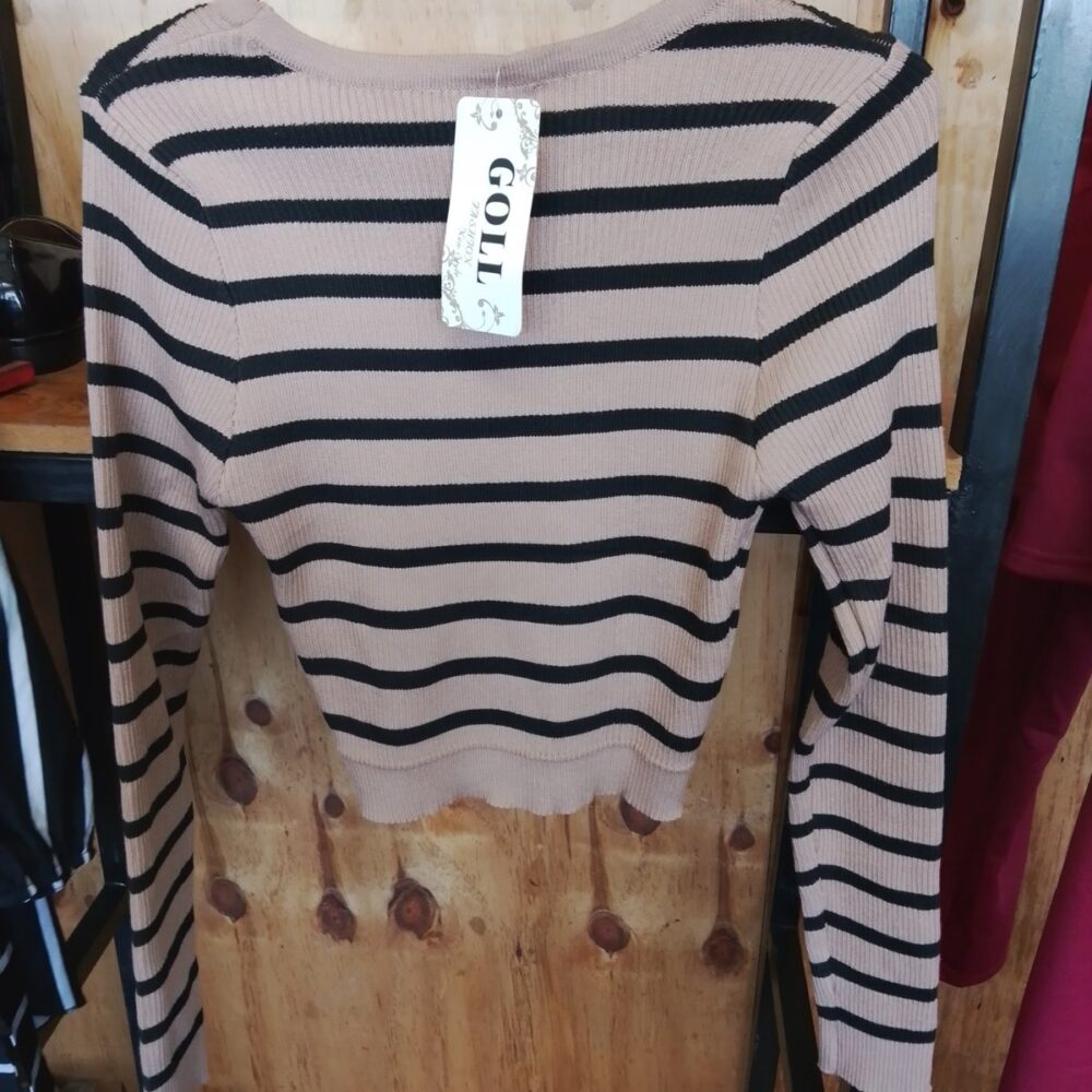 gallery-20260626120205648 Tops