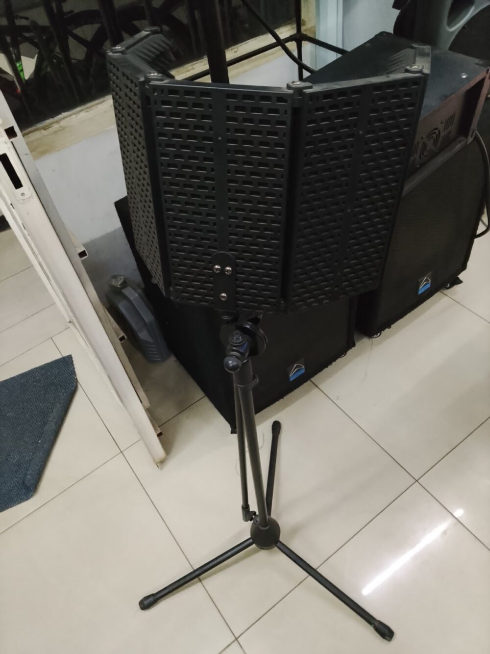 Shield Condenser With Stand