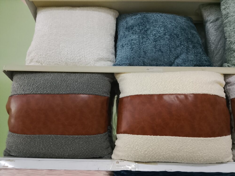 gallery-20260703115119964 Pillow