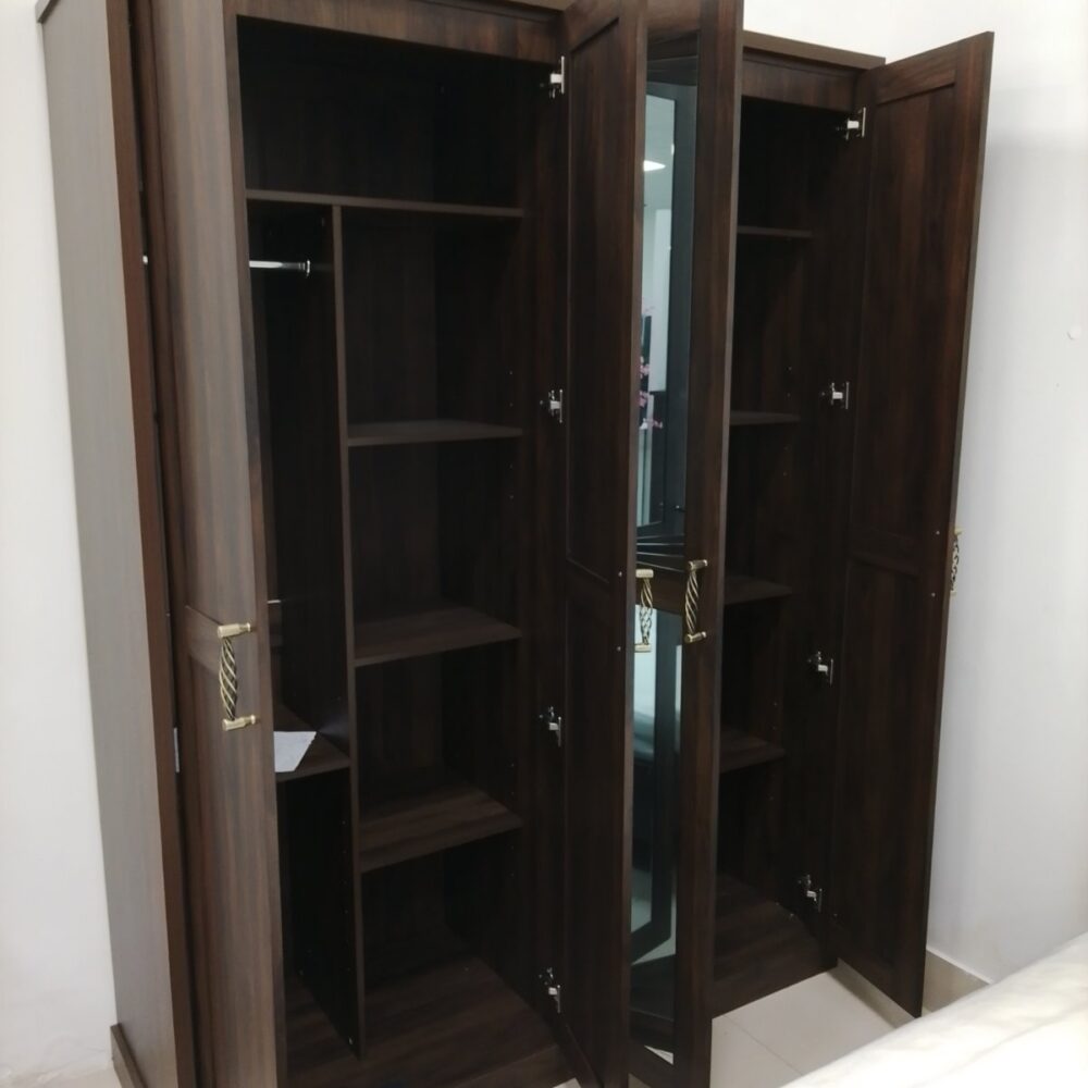gallery-20260703143620073 D wardrobe