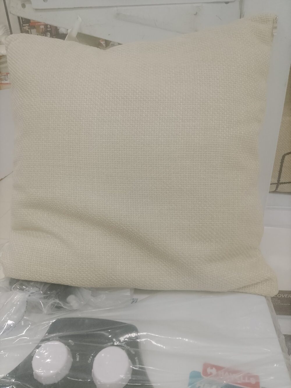 gallery-20260704101937800 cushion