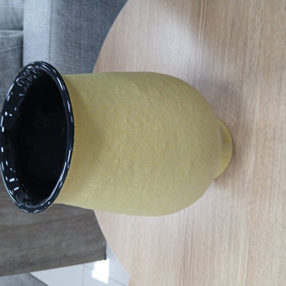 Ceramic vase