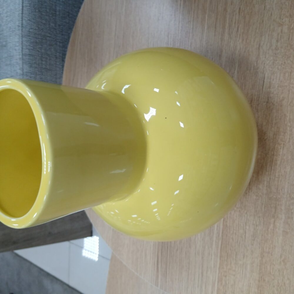 Ceramic vase