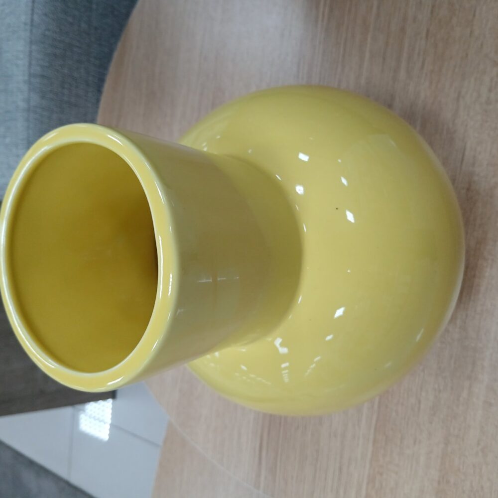 Ceramic vase