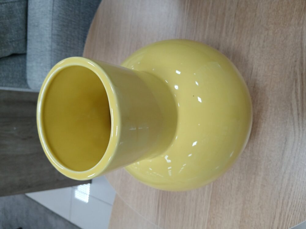 Ceramic vase