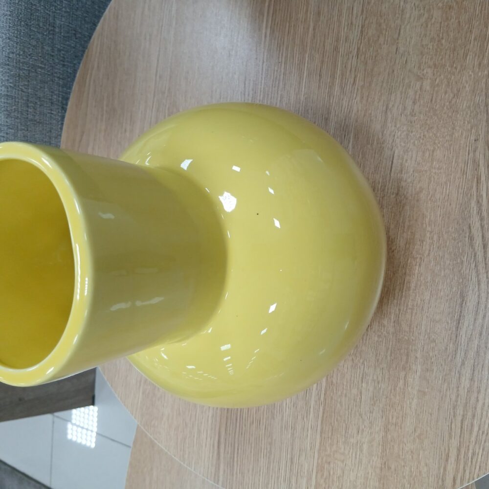 Ceramic vase