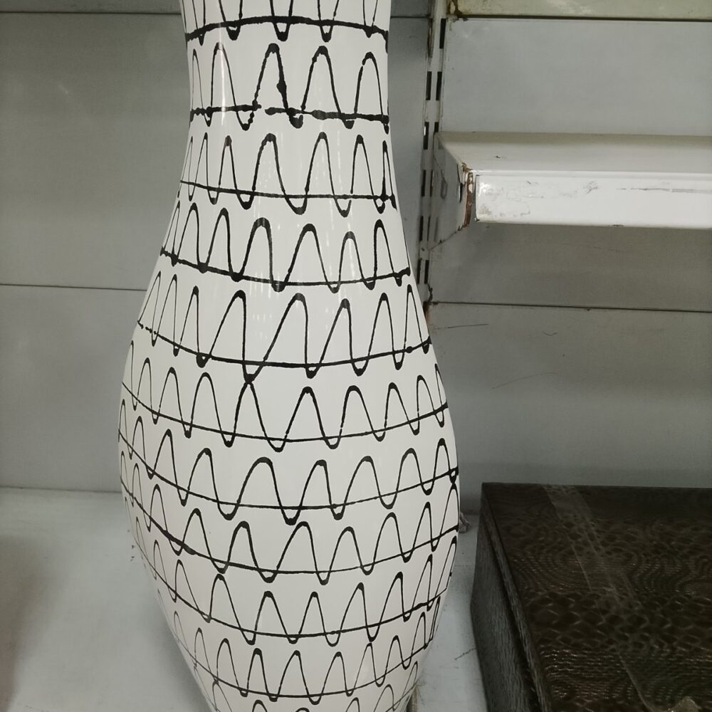 gallery-20260707102304624 Vase
