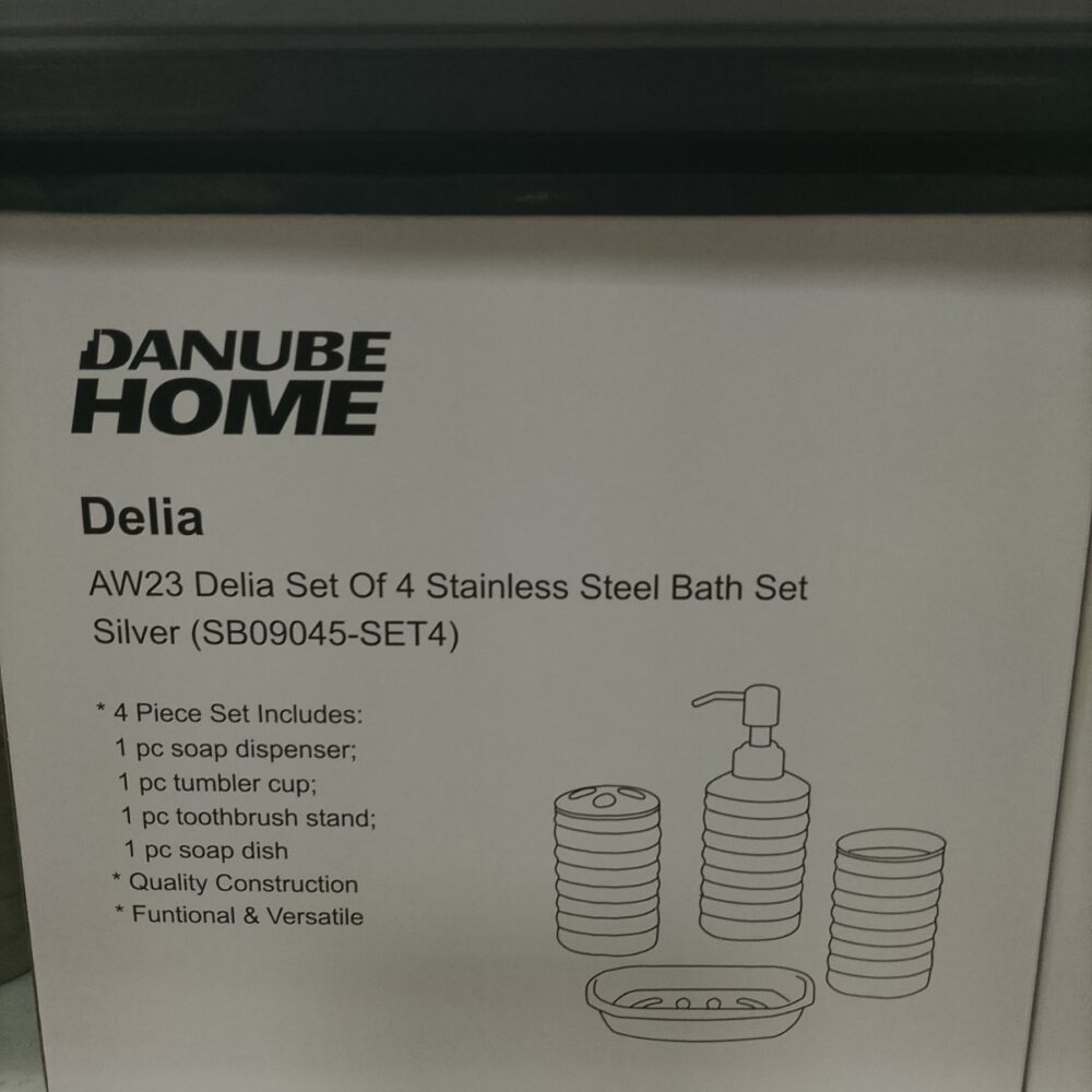 Bath set