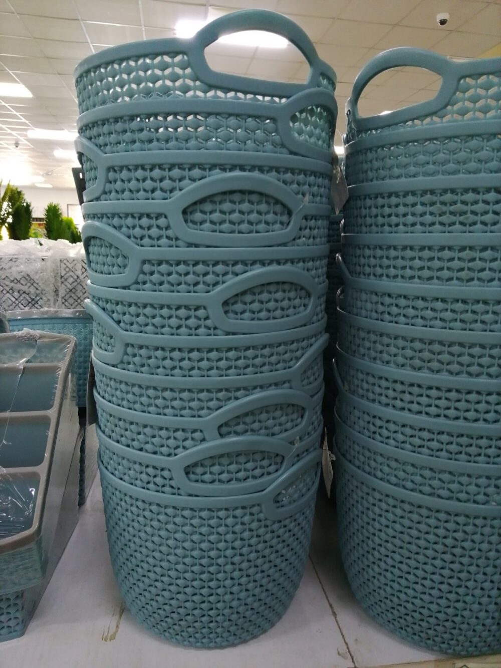 main basket