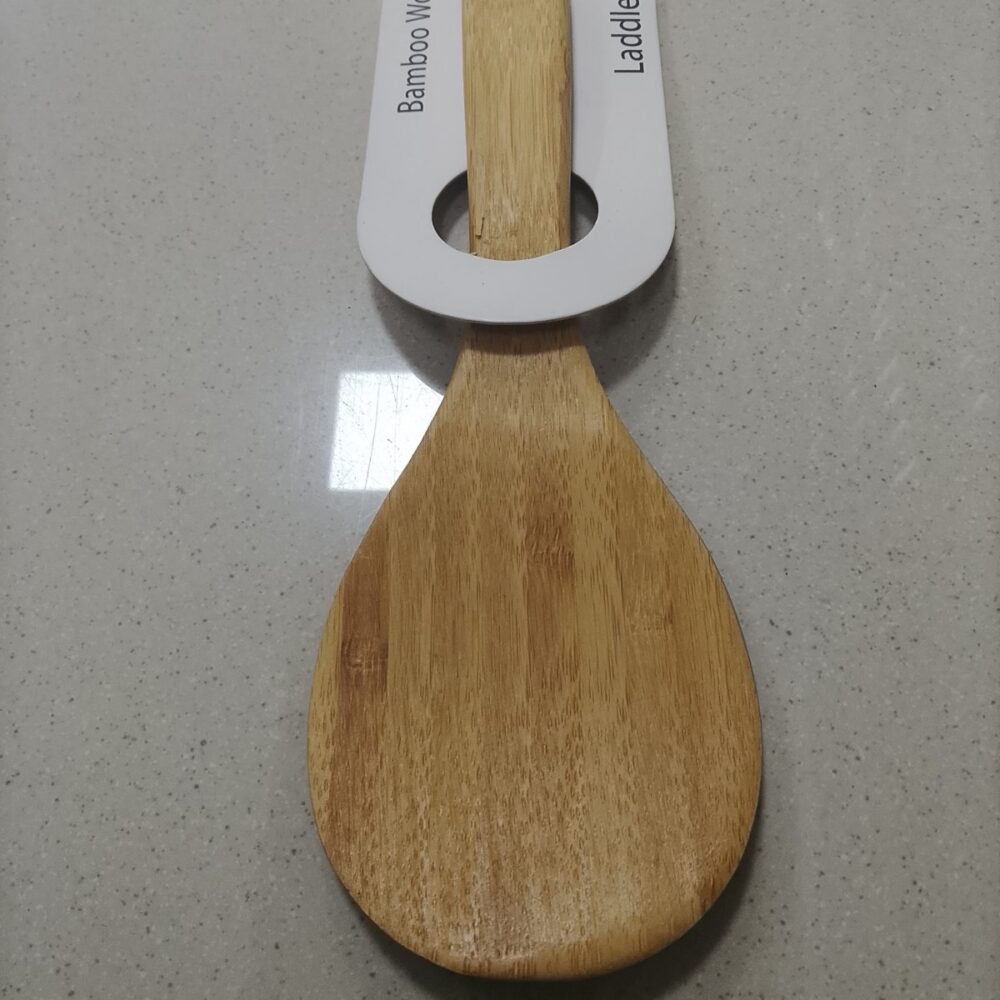main wooden laddle