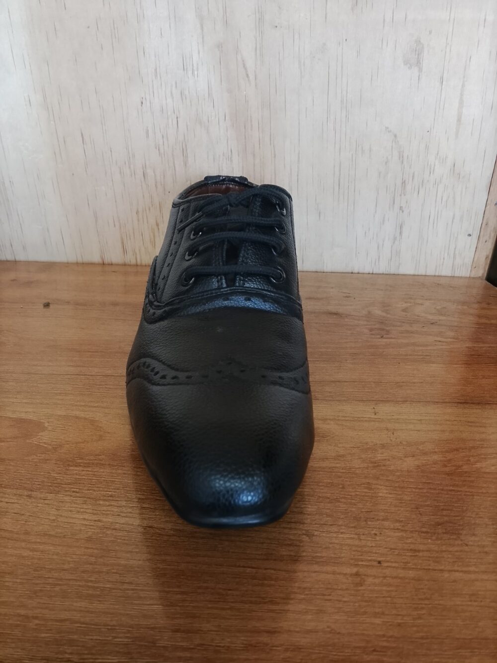 main Decent Shoe