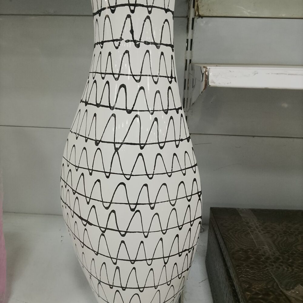 main Vase