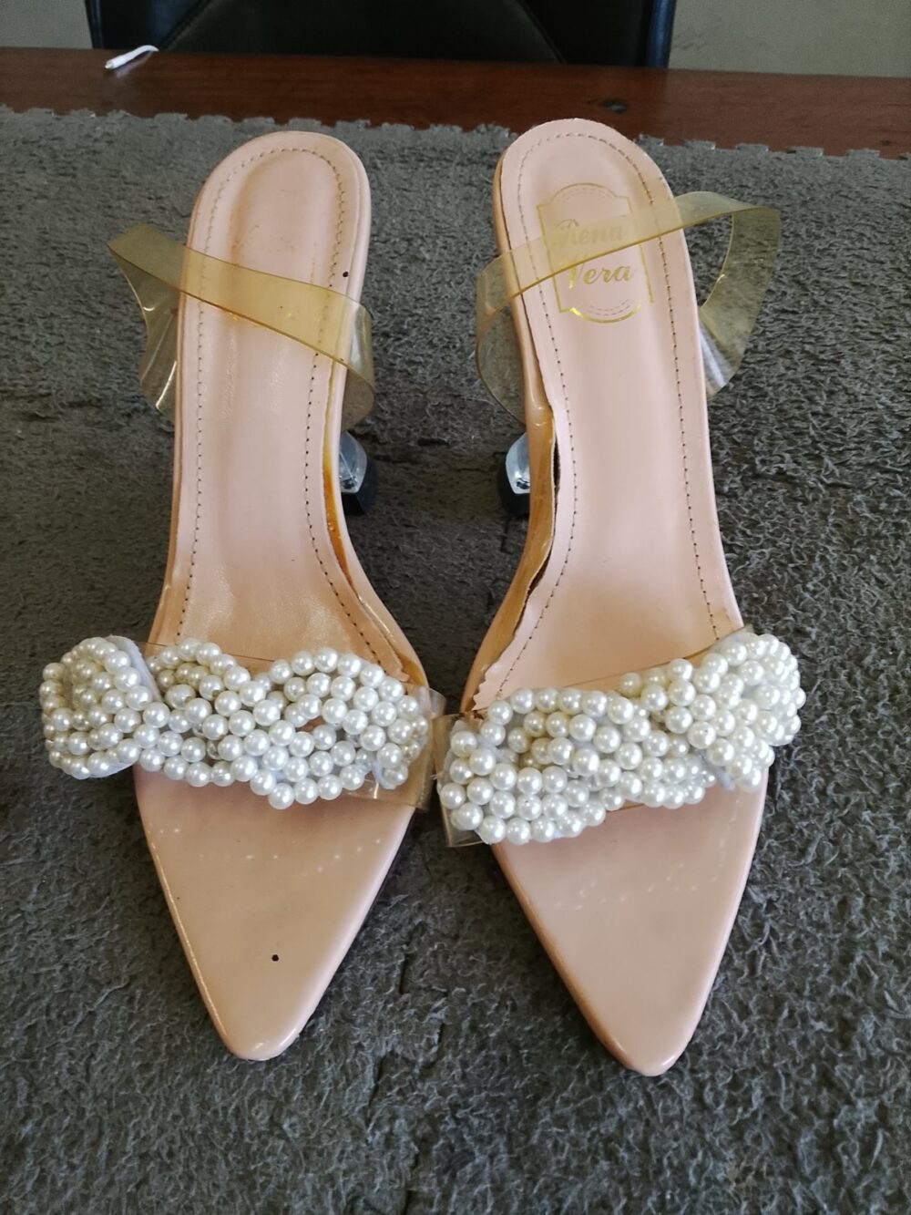 Shoe