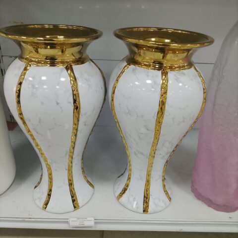 main vase