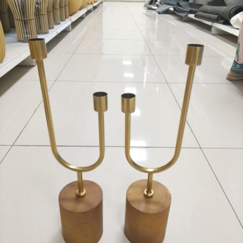 Candle holder