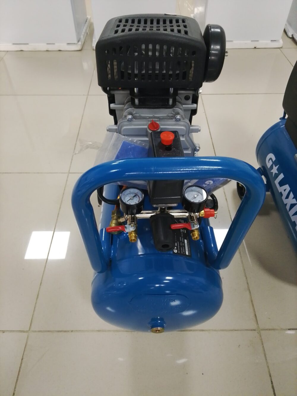 Air compressor