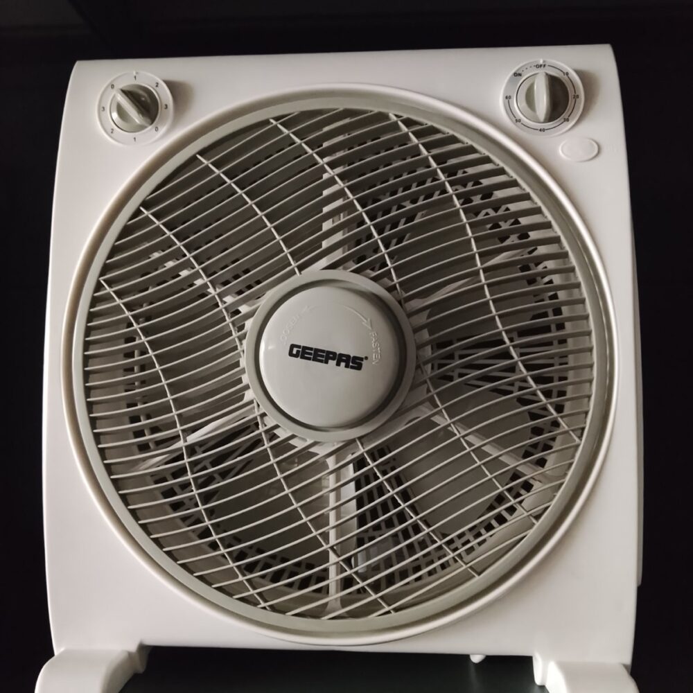 main Geepas box fan