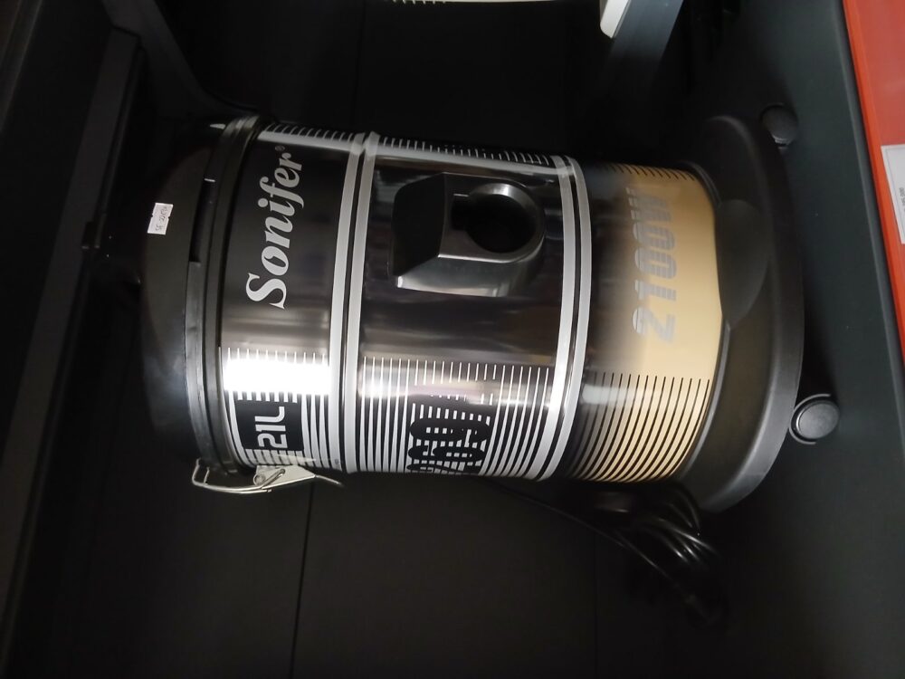main Vacuum