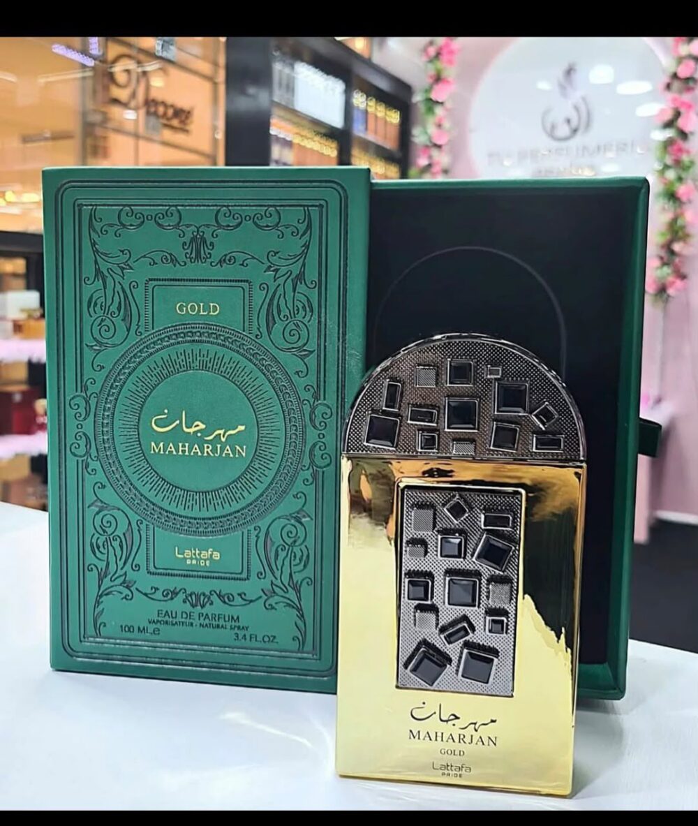HUHARIAN- MK250,000 HUHARIAN