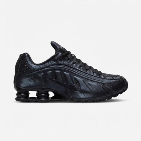 3f42228b-91e0-4971-a0ed-fdcb7b4b5fa7 Nike Shox