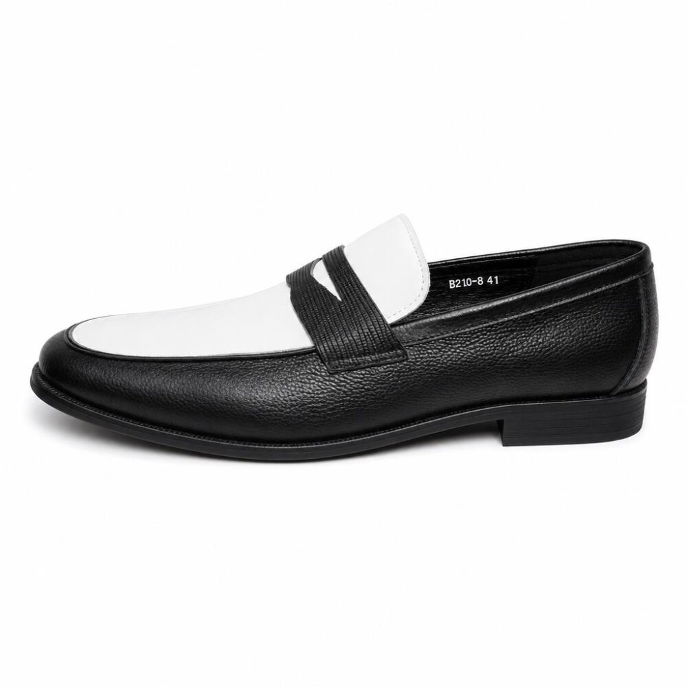 PHOTO-2026-09-06-19-12-35 Clarks